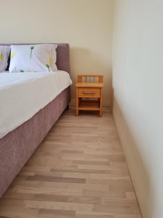 Cozy One Bedroom Apartment In City Center ทาลลินน์ ภายนอก รูปภาพ