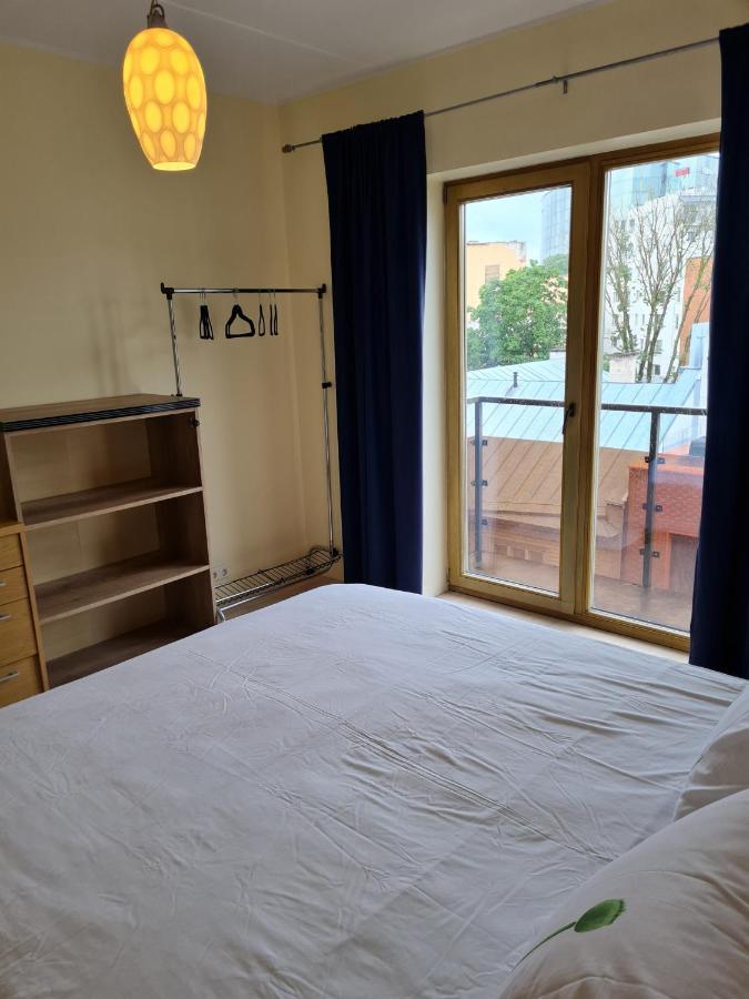 Cozy One Bedroom Apartment In City Center ทาลลินน์ ภายนอก รูปภาพ