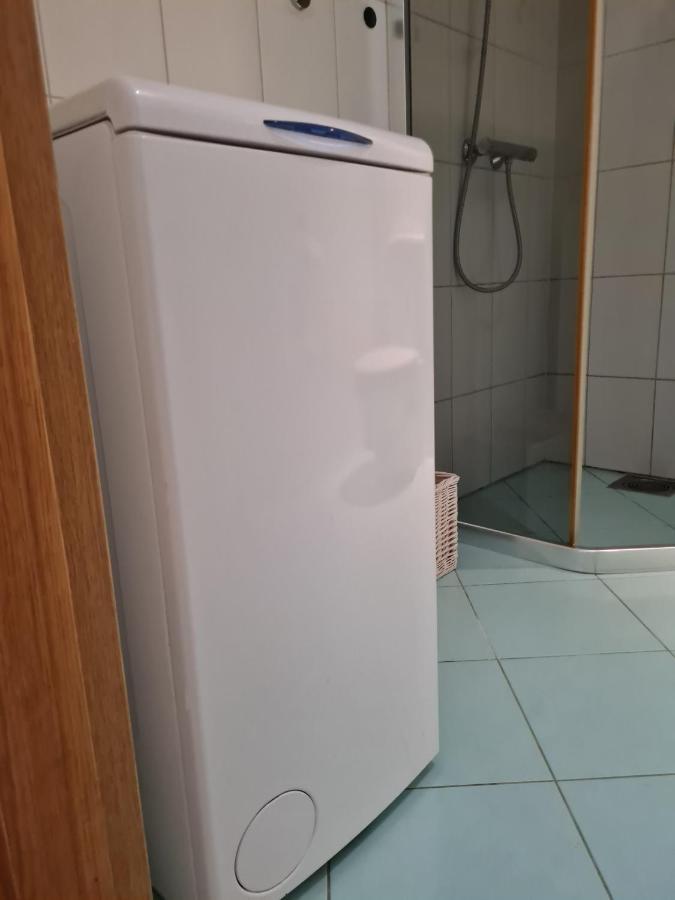 Cozy One Bedroom Apartment In City Center ทาลลินน์ ภายนอก รูปภาพ