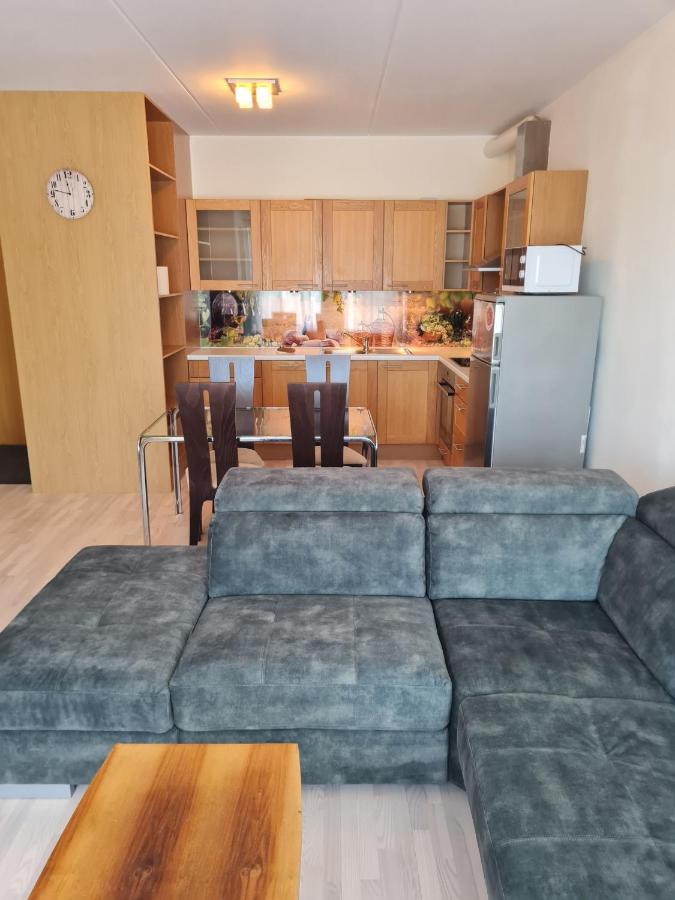 Cozy One Bedroom Apartment In City Center ทาลลินน์ ภายนอก รูปภาพ